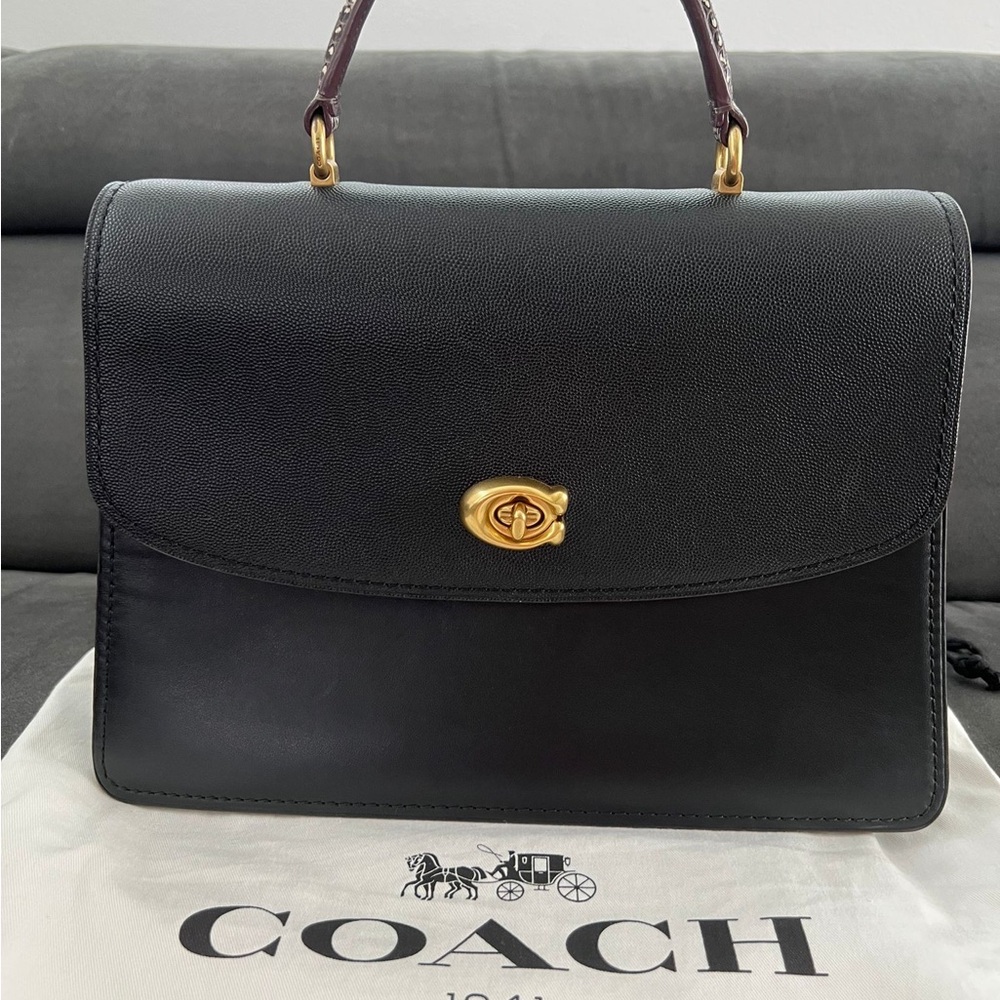 Authentic Coach Top handle Black Leather Shoulder Bag Gold Accents and snakeskin